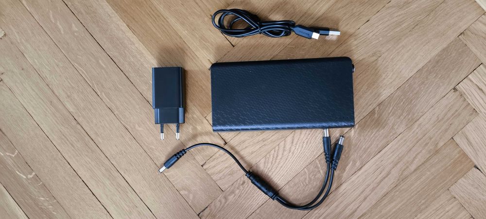 Джерело безперебійного живлення для роутера