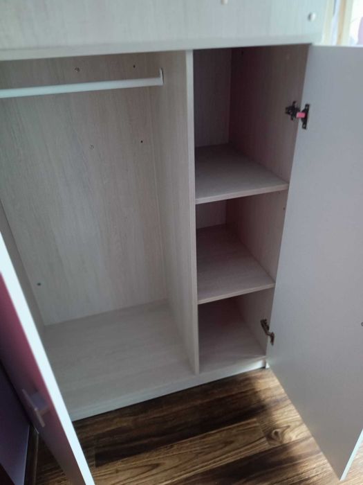 Łóżko z szafą i półką w BDB stanie