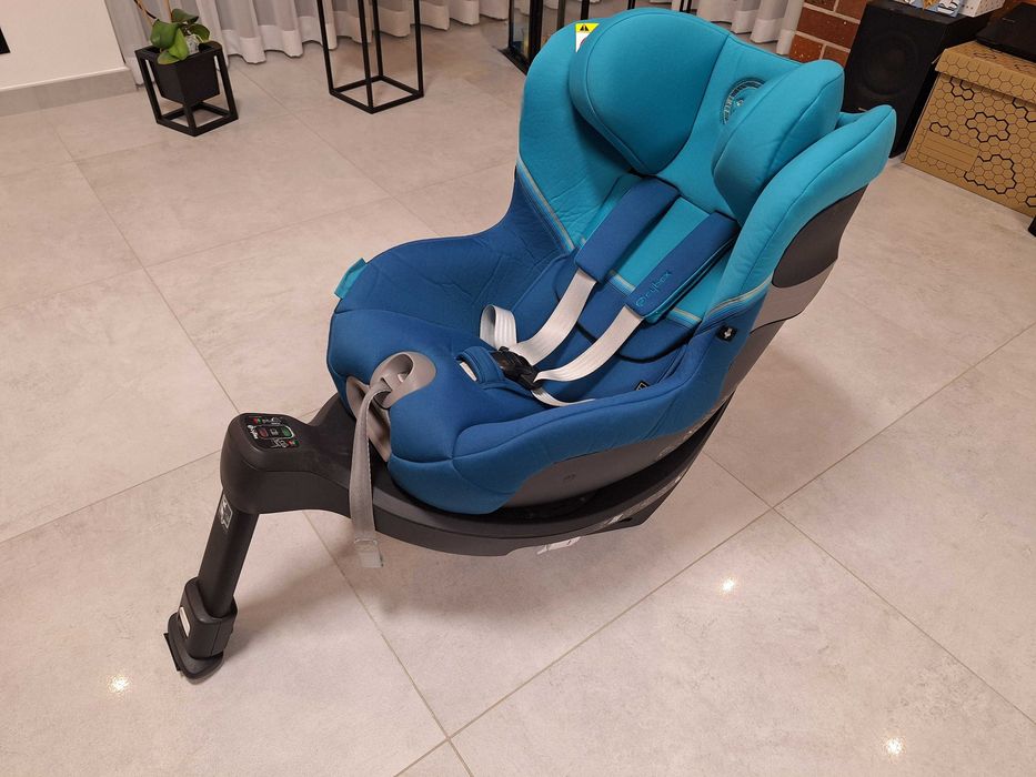 Fotelik obrotowy CYBEX Sirona S2 i-Size