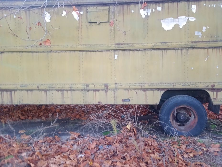 Продам или обменяю  ,трейлер дом дача баня на колесах