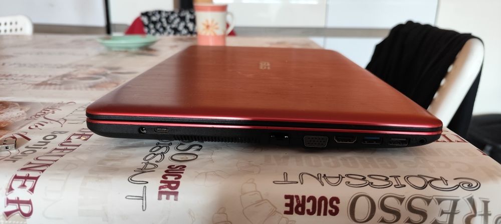 Laptop Asus F541u 8G RAM/500G SSD