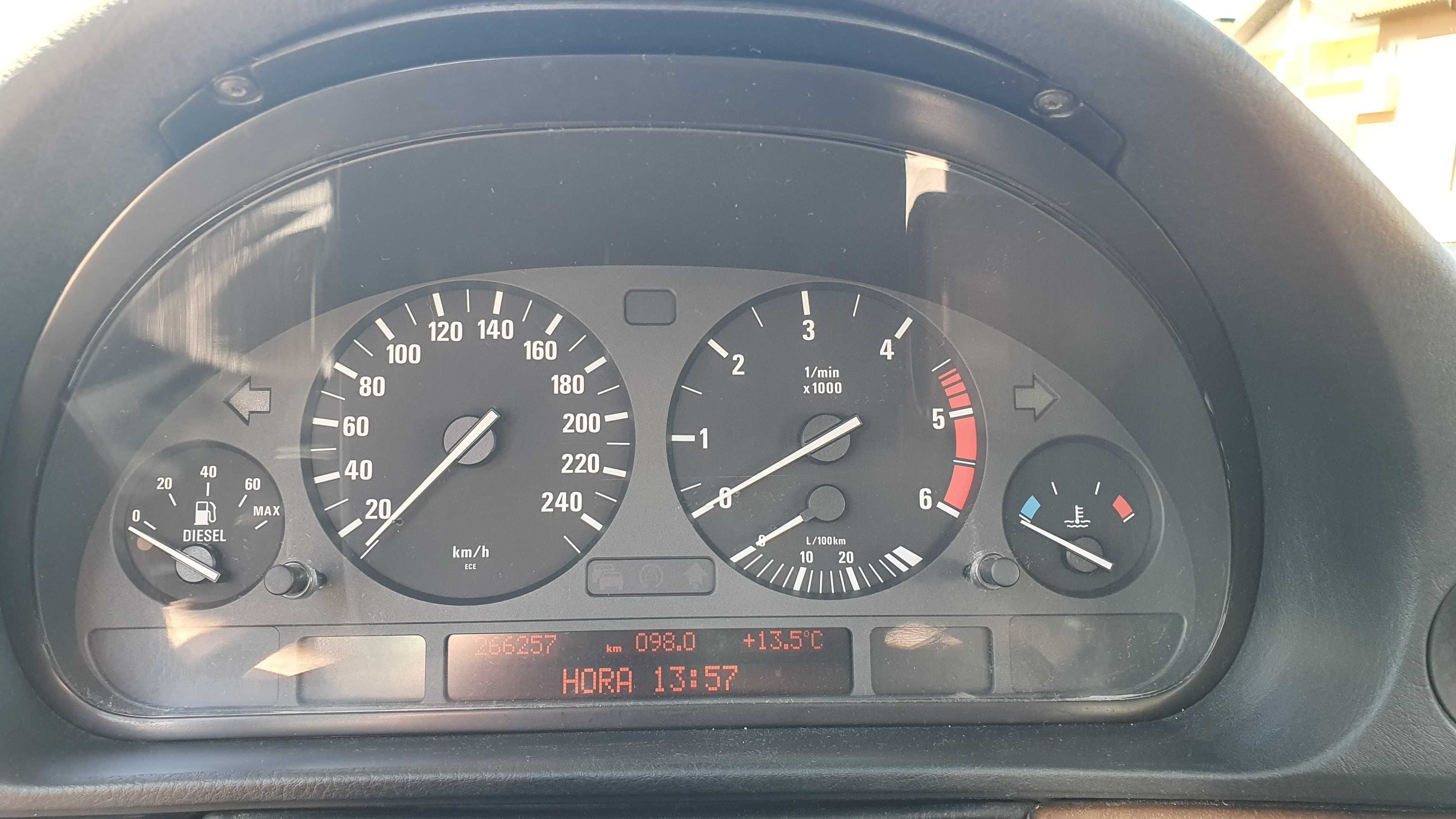 BMW E38 7 Series 730d