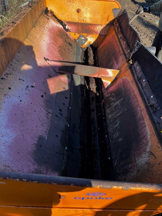 Piaskarki ciągnikowe napęd z koła