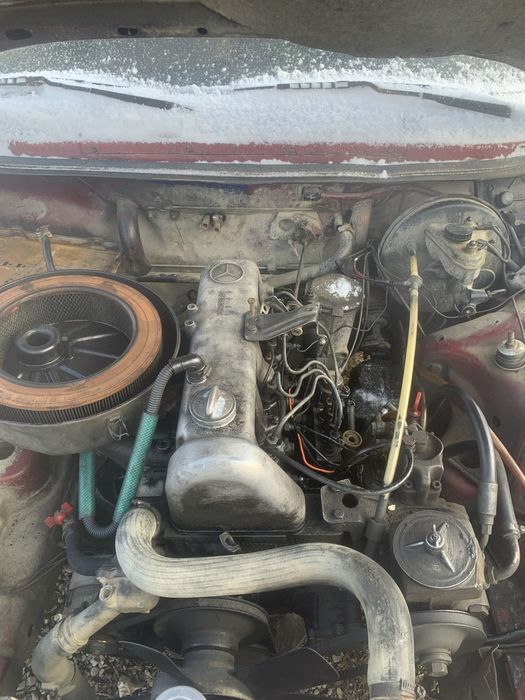 Мерседес 123 з мотором 2.0 дизель