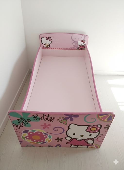 Ліжко Hello Kitty (Б/В) для дівчинки. Відмінний стан!