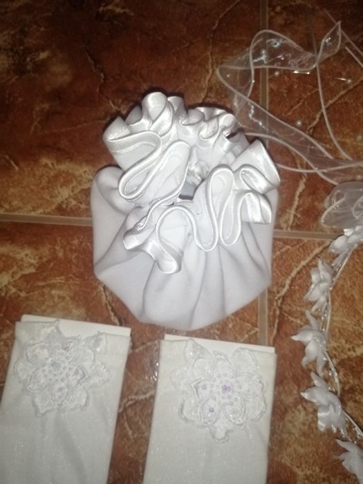 Sukienka do pierwszej komunii św