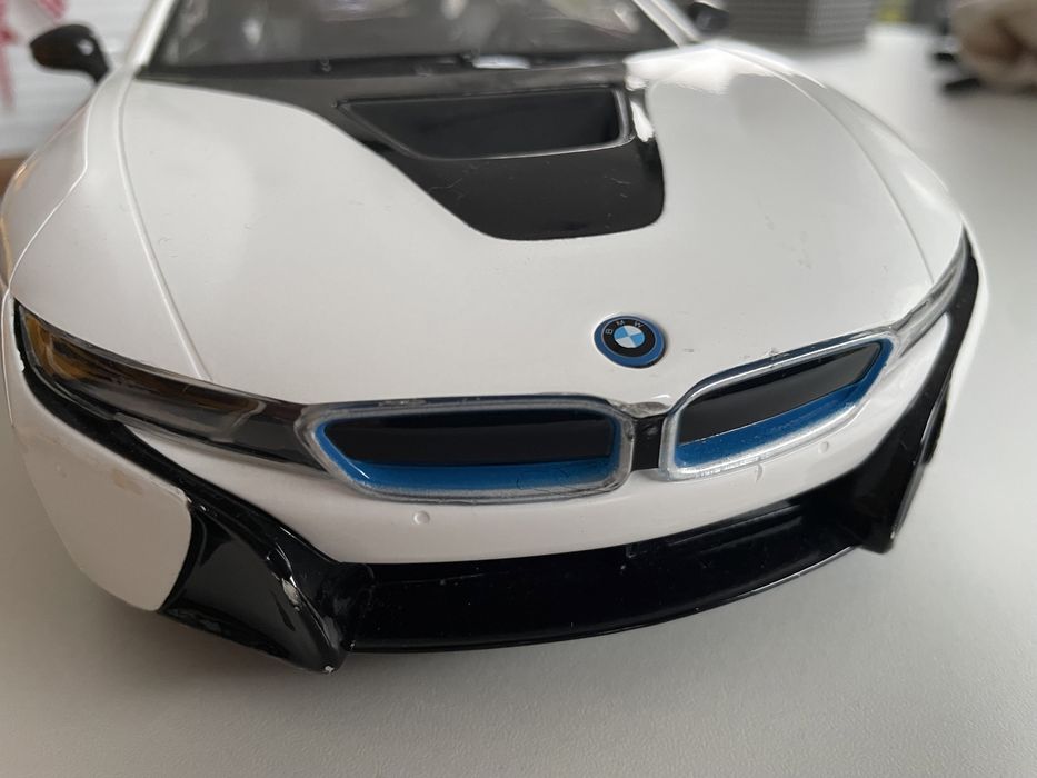 Zdalnie sterowane BMW i8 1:14 Rastar