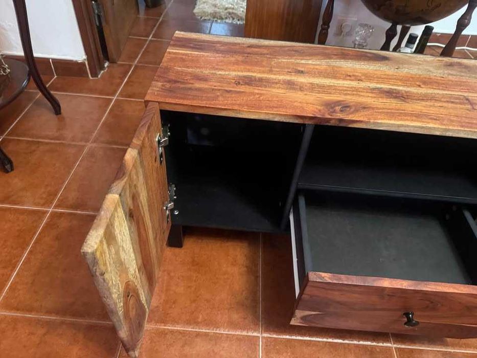 Móvel tv, como novo