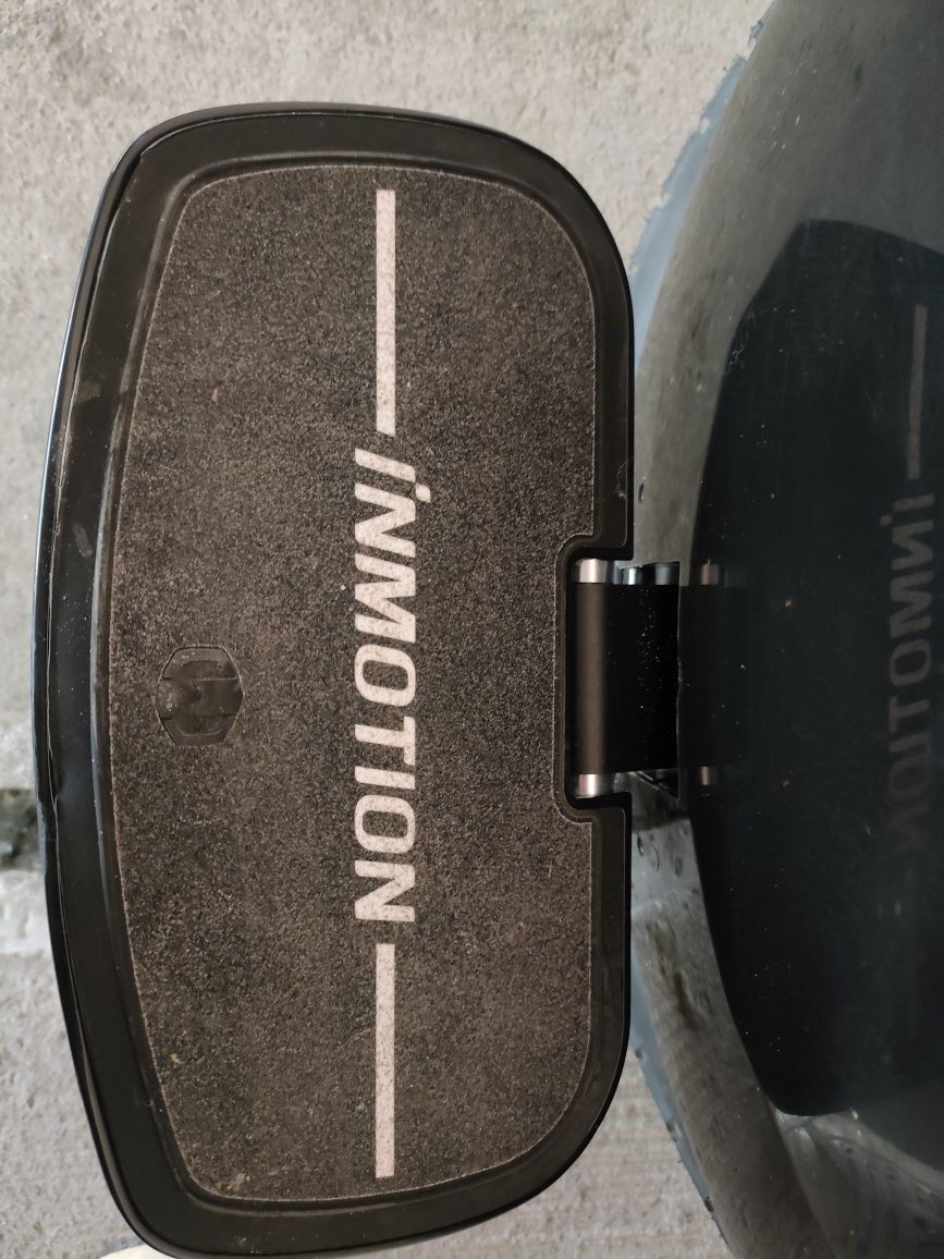 Моноколесо Inmotion V8F, пробіг 4 км