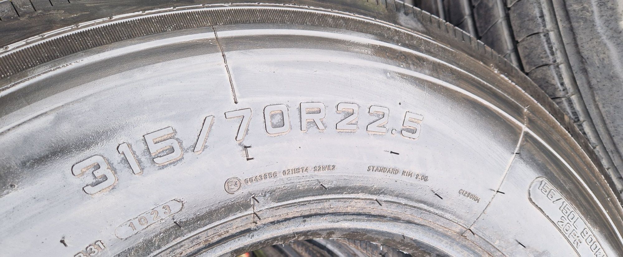 Używane opony ciężarowe 315/70R22,5 FULLRUN TB766 Przód/Prowadzące 98%