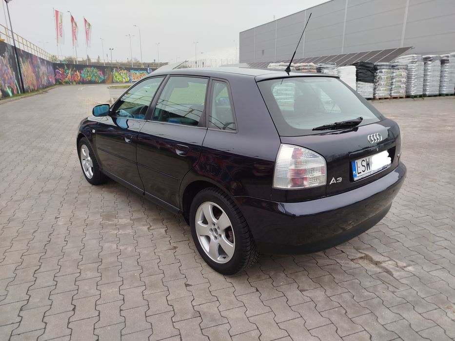 Audi a3 8l 1.6 Benzyna Rok 2002 wersja 5 drzwi 252TYS KM