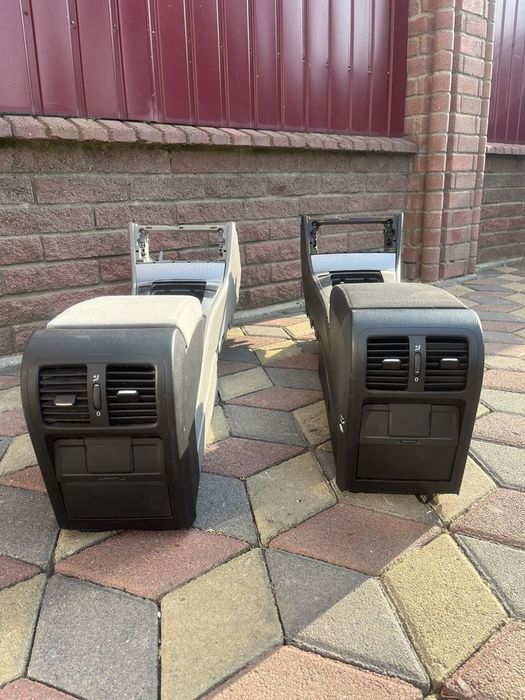 Підлокітник Volkswagen Passat B6 та інше 2005-2010р Європа Оригінал