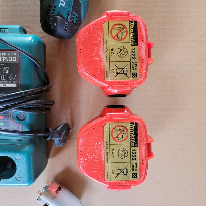 Makita 6271D wiertarto-wkrętarka 12V używana, sprawana, 2 baterie,