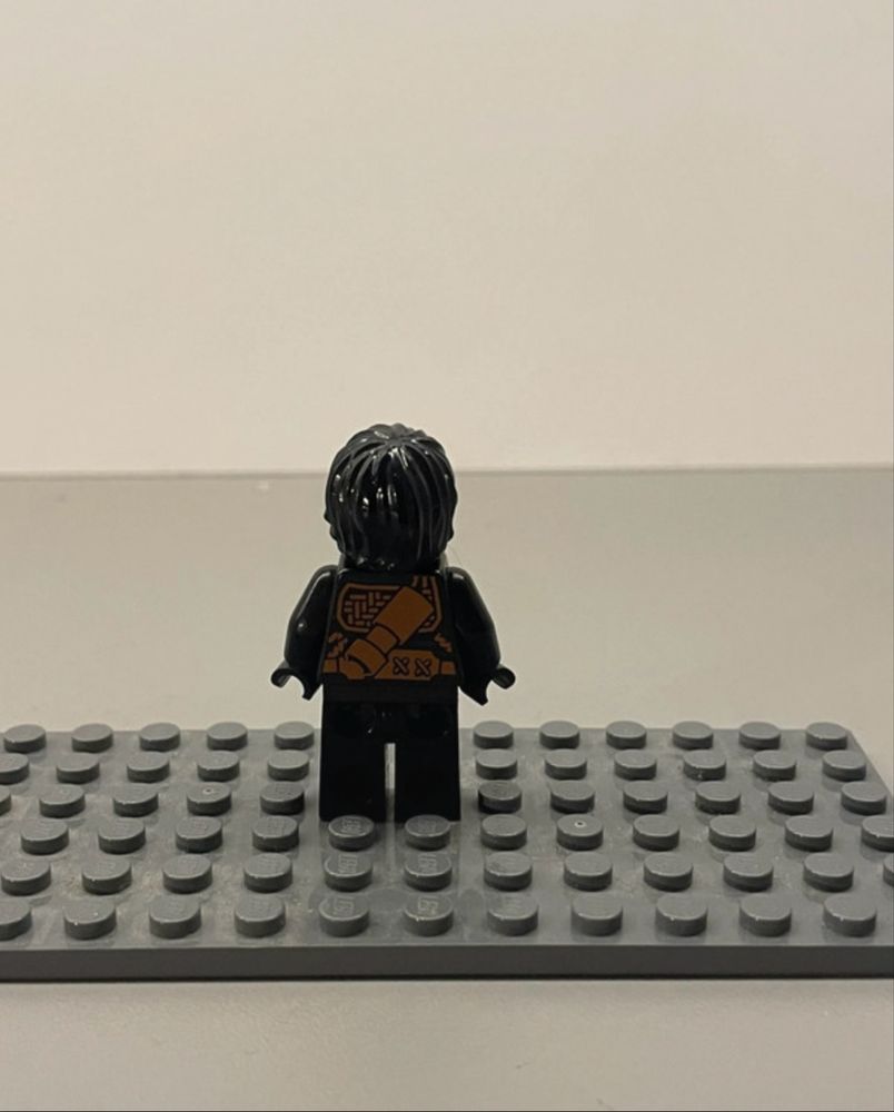 Figurka Lego Ninjago Cole sezon 4