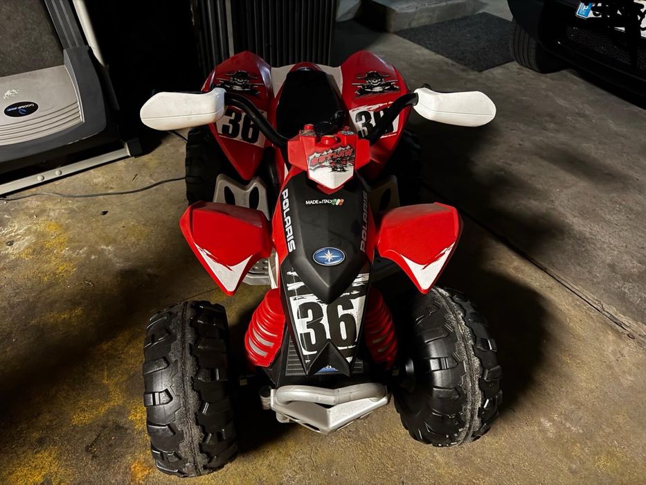 Moto quatro para crianças, com marcha atras, 1a e 2a  velocidade