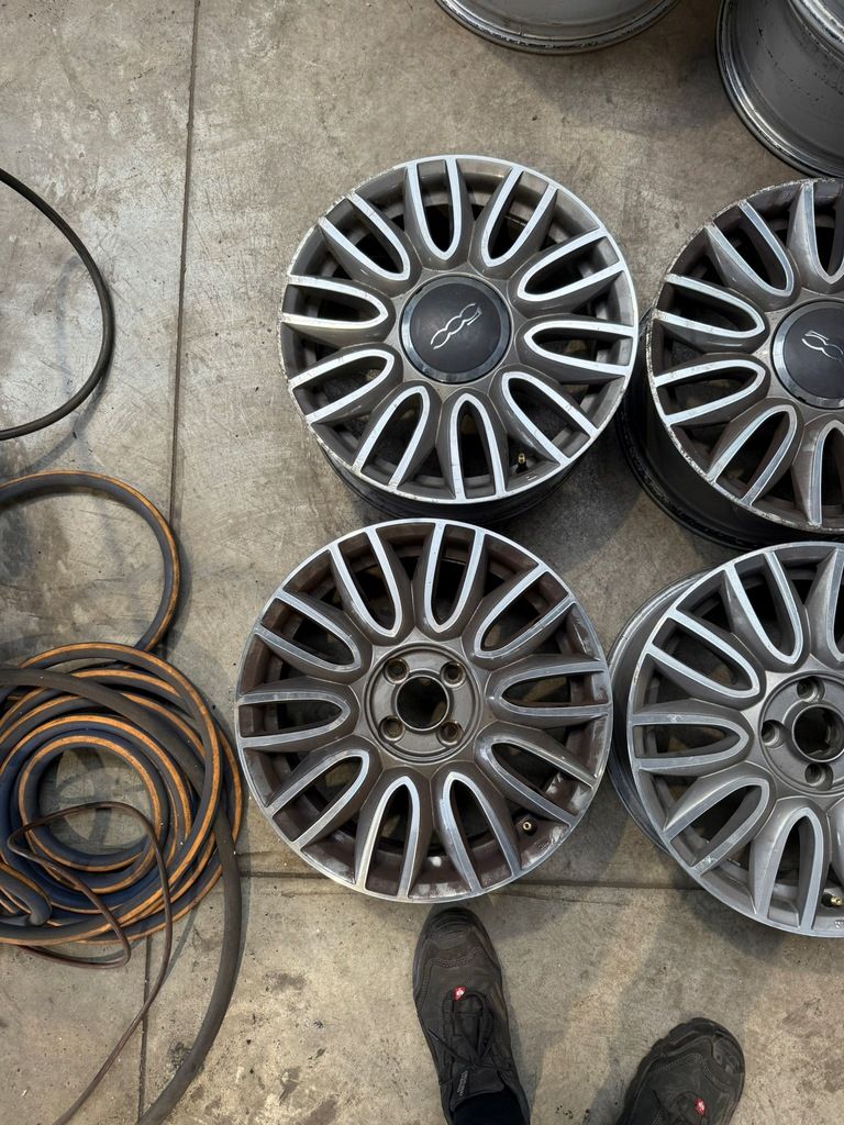 Felgi aluminiowe fiat 500 4x98 et 35 6,5x16j