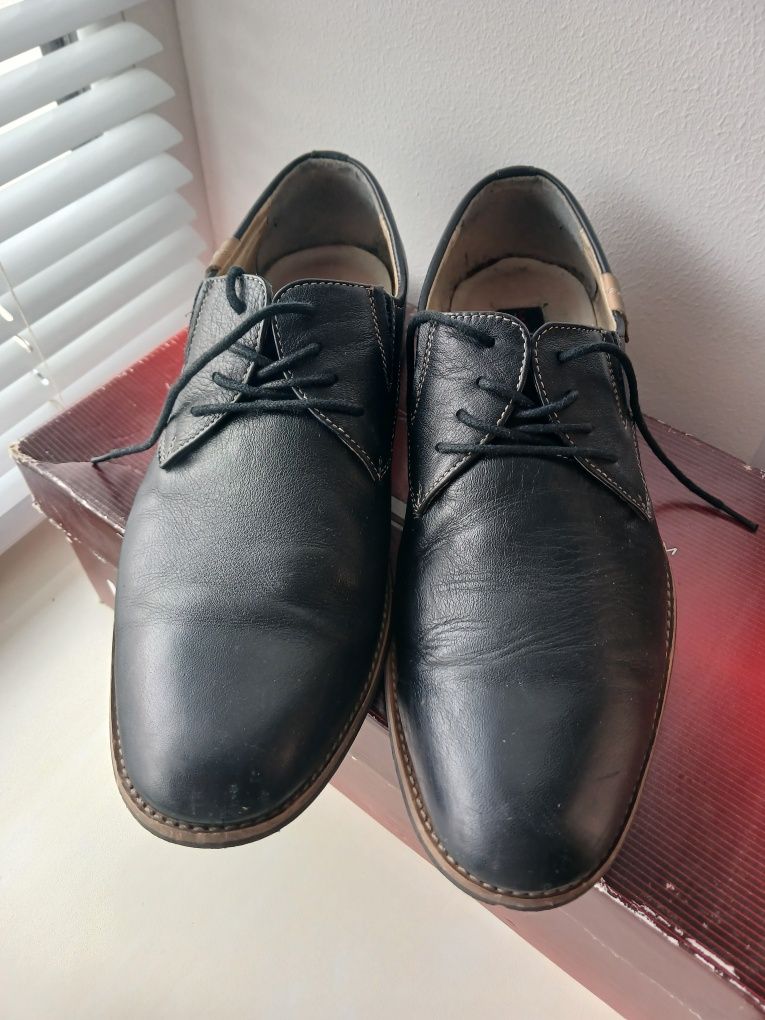 Мужские чёрные туфли 41 размер стелька 27 см