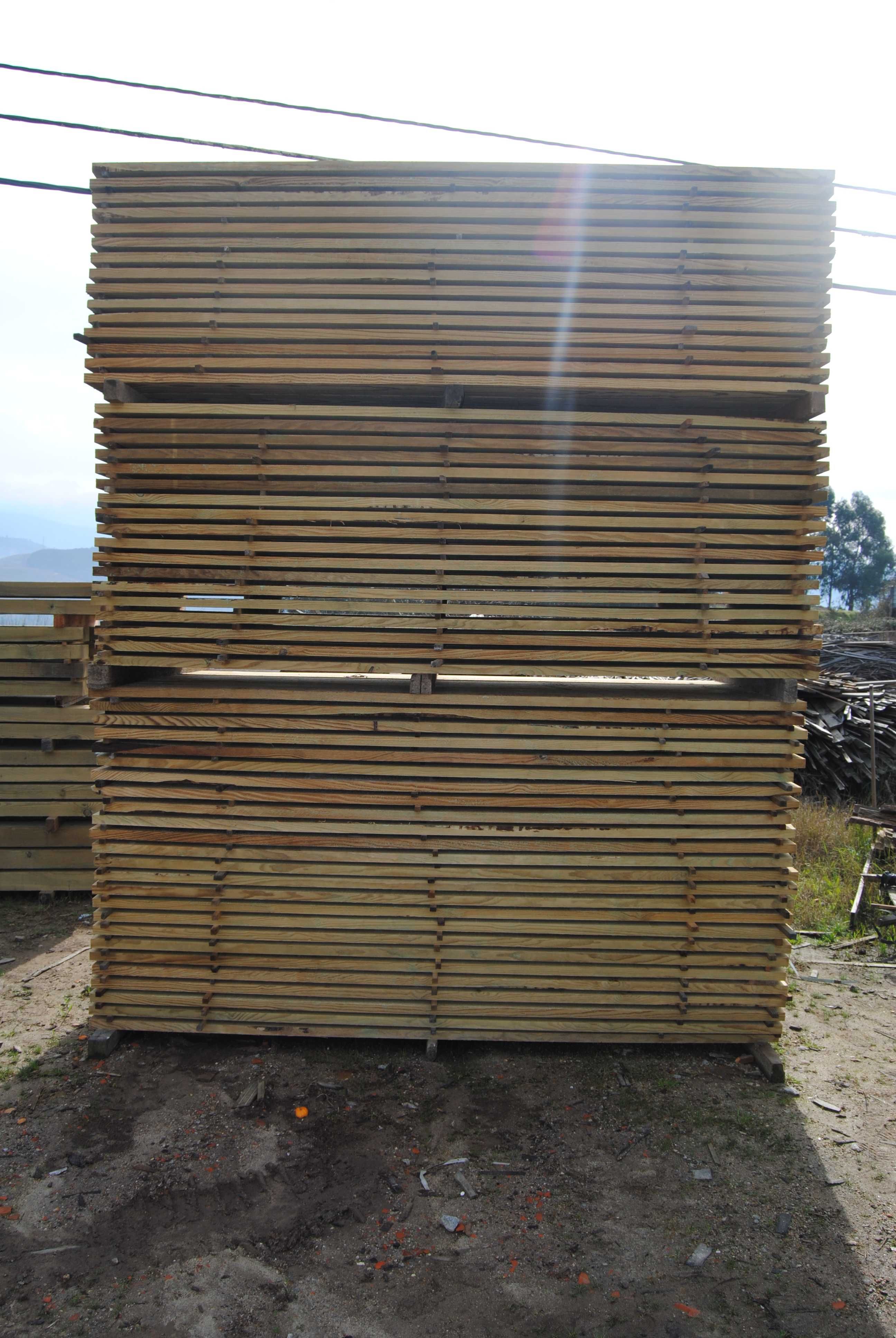 Deck Pinho Nacional