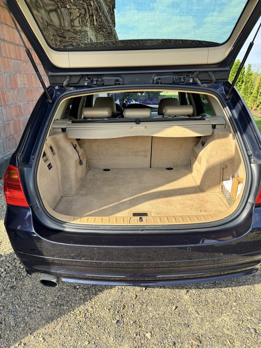 Bmw 3 e91 e90 manul skóra duza navi ladna