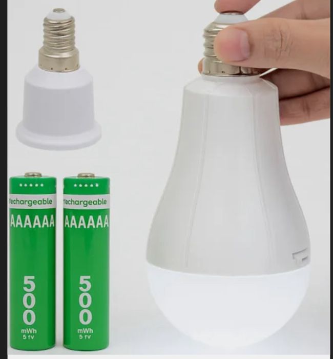 Аккумуляторная лампа лампочка на аккумуляторе с переходником  E14