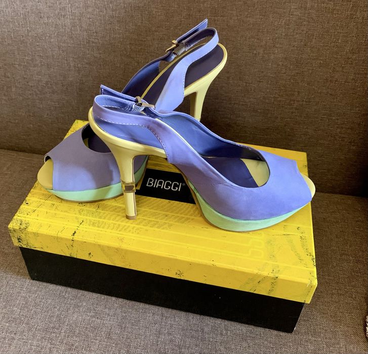 Босоніжки Antonio Biaggi