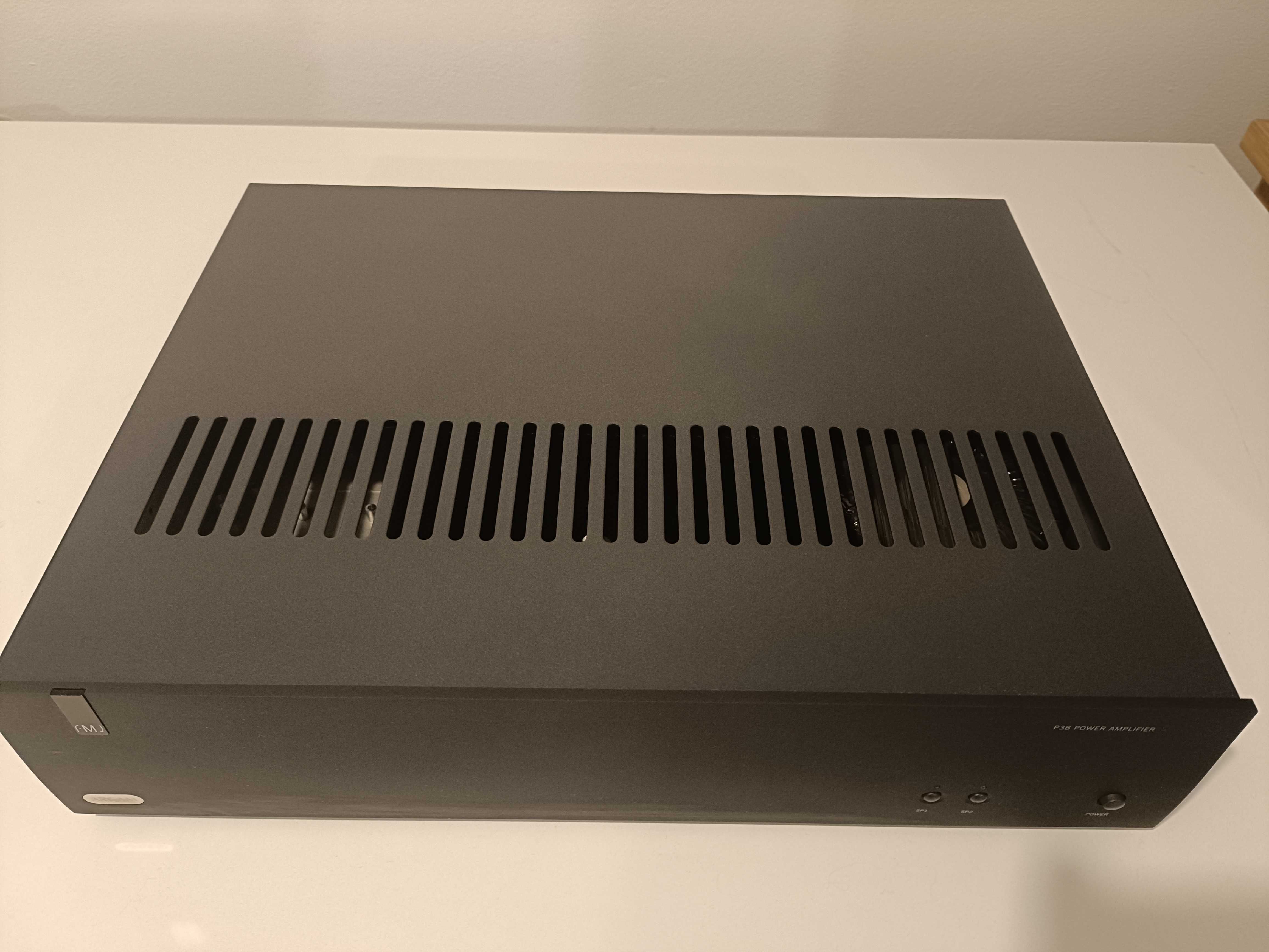 Arcam FMJ P38  stereo 2x105W, Końcówka mocy