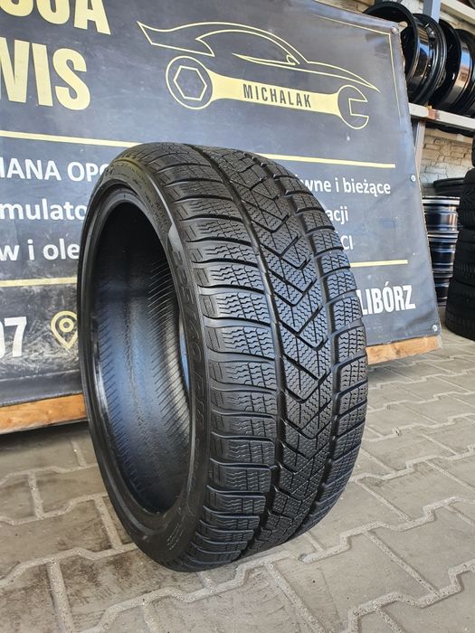 Opona zimowa 225/40/18 Pirelli SottoZero 3 runflat