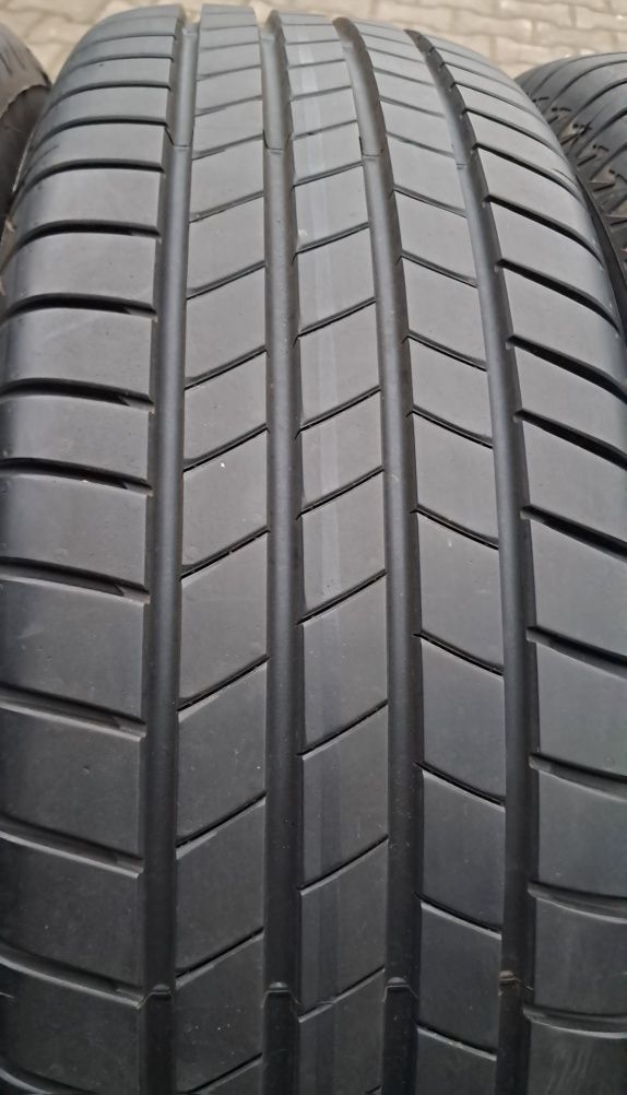 215/65r17 99V Bridgestone Turanza T005