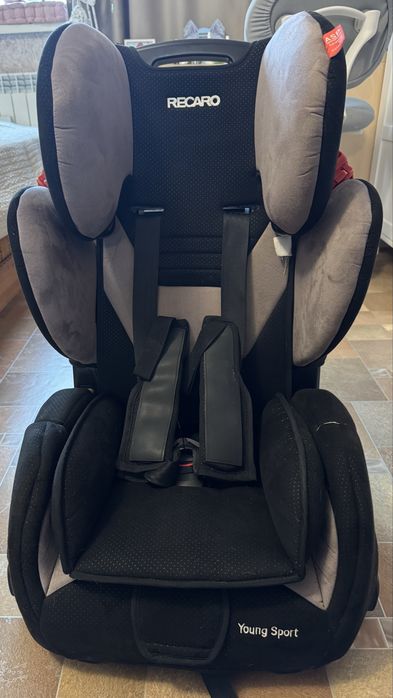 Автокрісло Recaro Young Sport