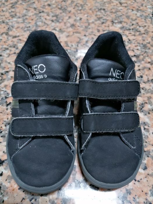 Sapatilhas Adidas 24