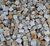 Kostka brukowa granitowa 7-9 szaro-ruda