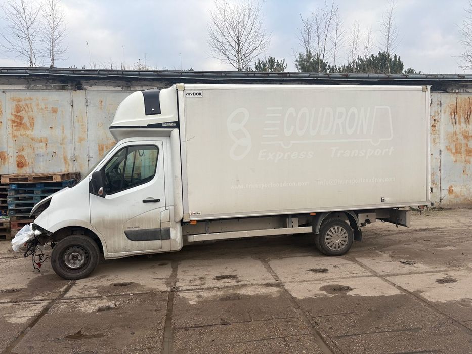 Renault Master  Renault master 2.3 150 km izoterma 8 pal