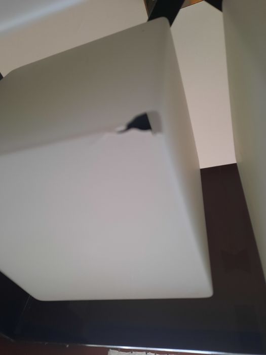 Lampa na 4 klosze
