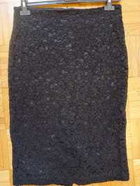 Czarna koronkowa spódnica Reserved 38