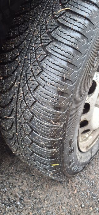 Продам резину з кадіка