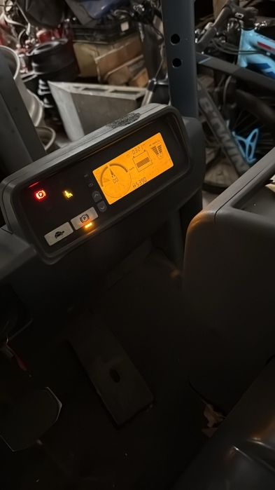 Vendo empilhador eléctrico