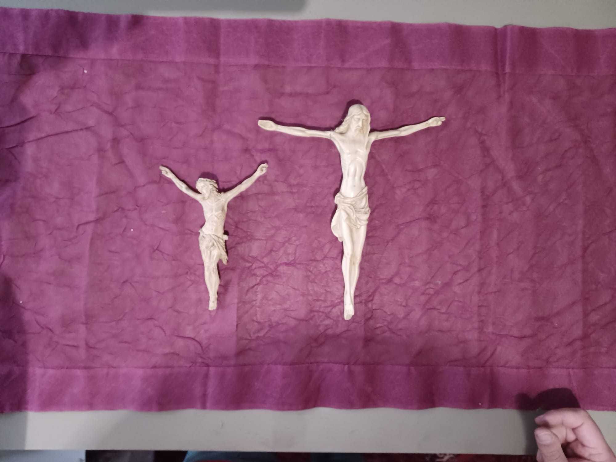 Coleção de crucifixos