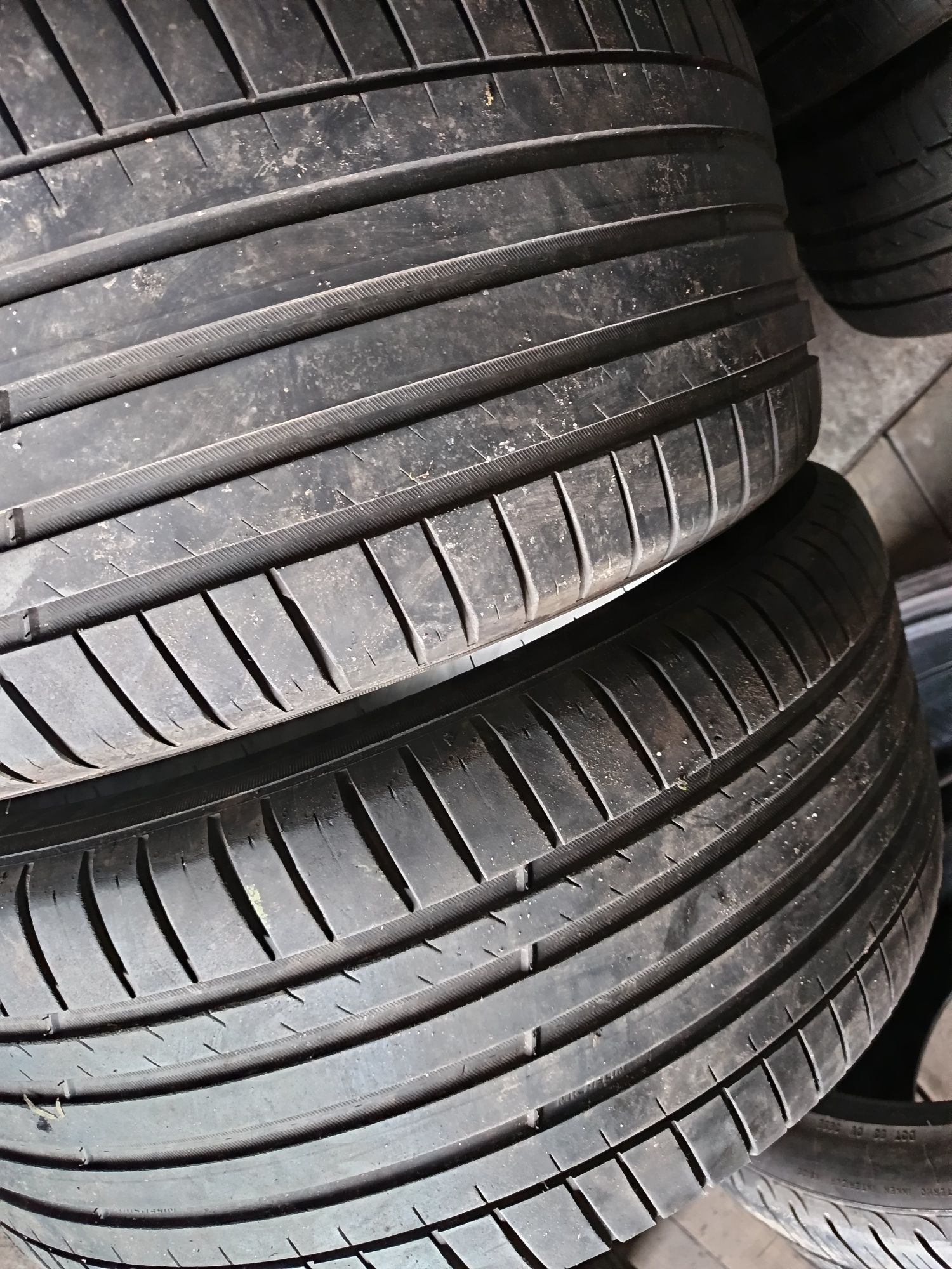 Opony 255/40 r21 Pirelli