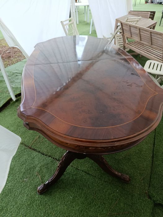 Mesa de sala de jantar