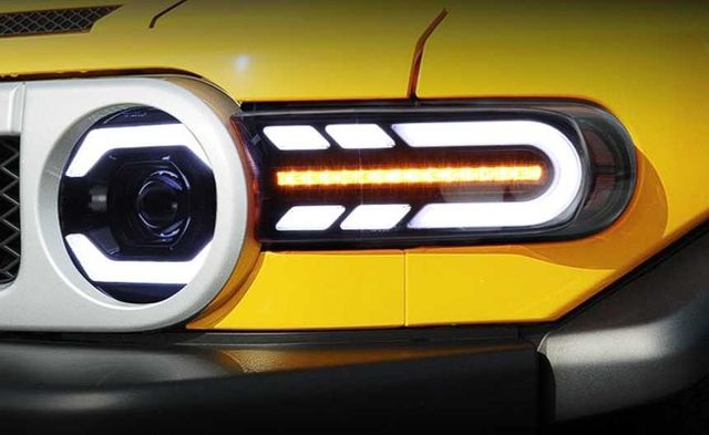 NOWE lampy przednie lampa przód Toyota FJ Cruiser 2006 - 2016