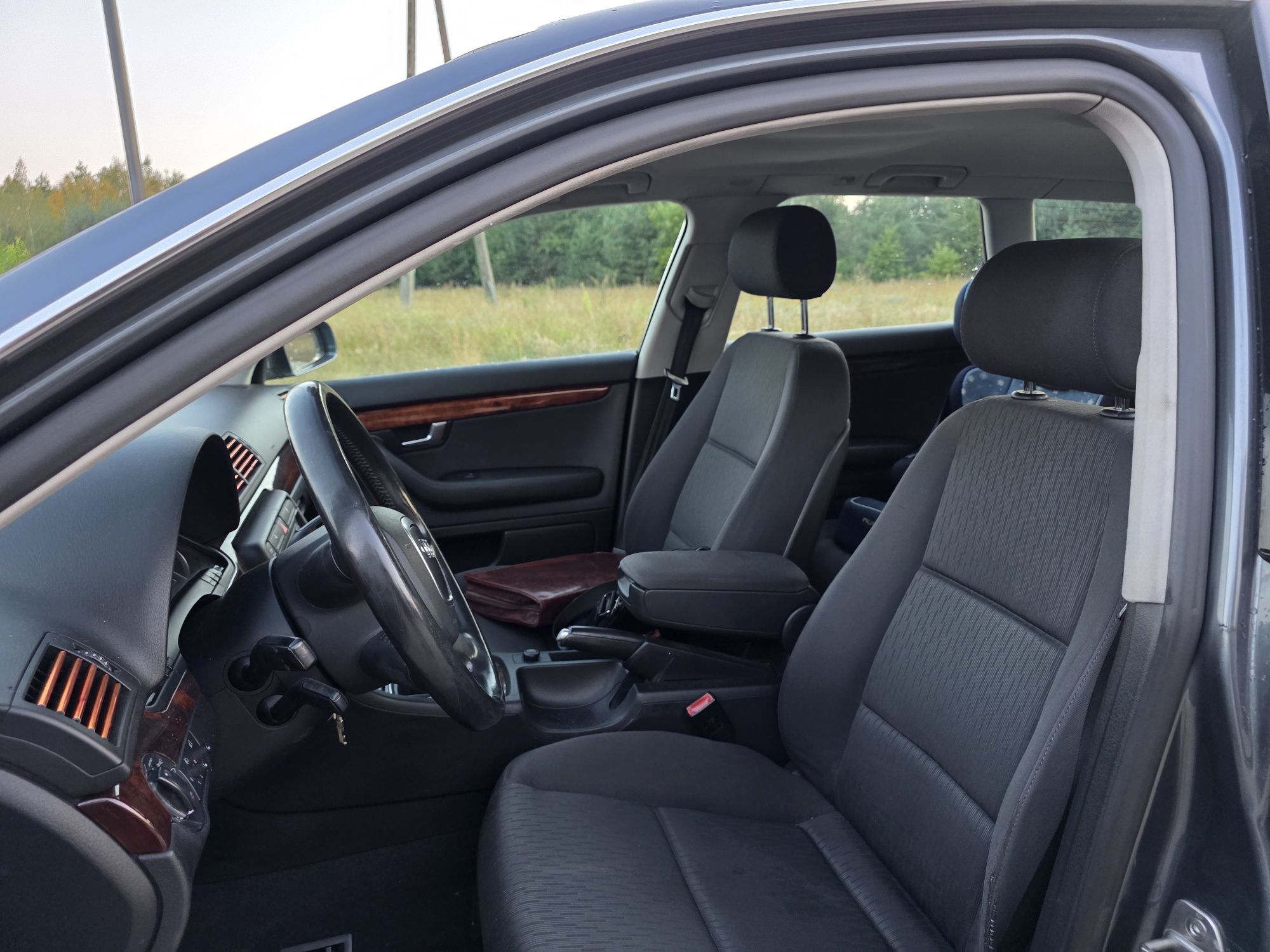 Audi a4 b7 1.9 tdi 115 18 lat w jednych Rękach Klima Zamiana