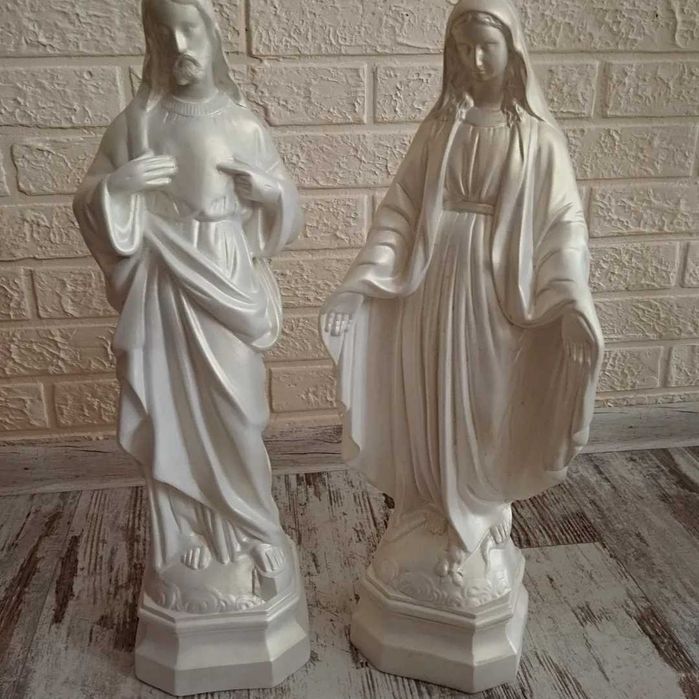 релігійні статуетки