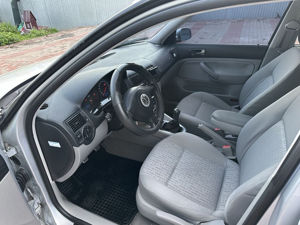 Volkswagen Golf IV