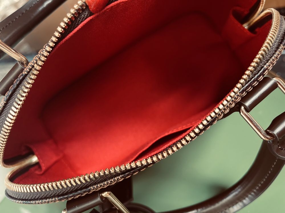 Louis Vuitton Alma bb оригинал