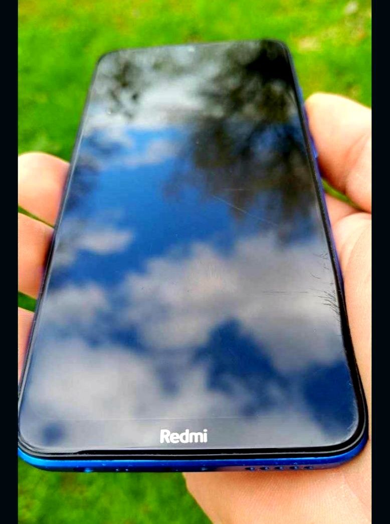 Смартфон Xiaomi Redmi 8a стан як новий +чохол!