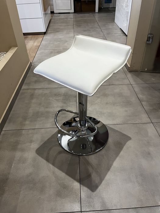 Hoker biały ekoskóra