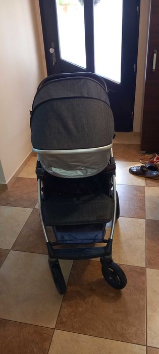 Wózek dziecięcy spacerówka