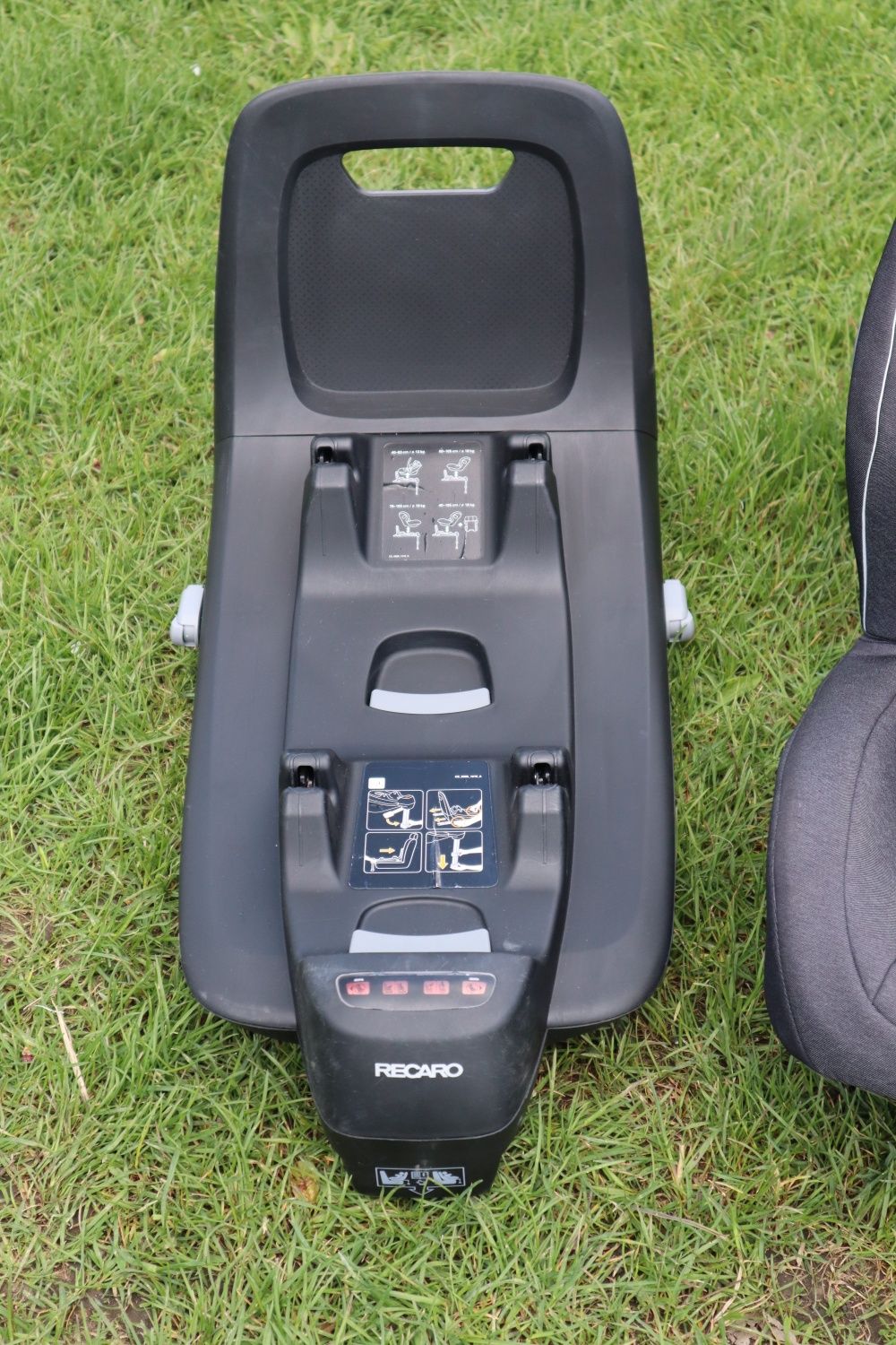 Zestaw Recaro Avan Kio Baza Fotelik Łupina ISOFIX i-Size