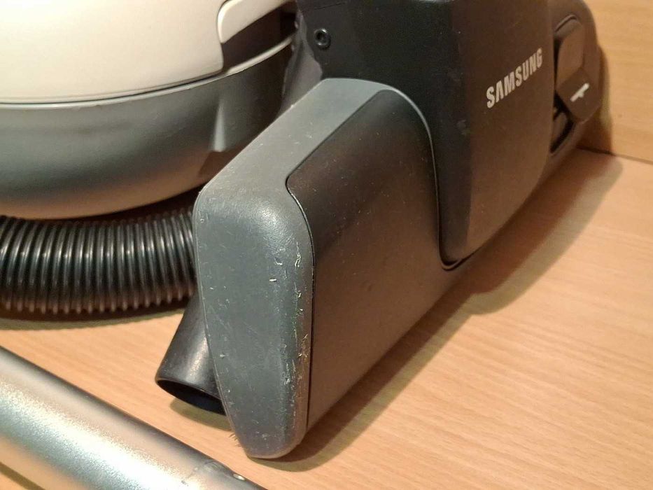 Пылесос Samsung VC-5913 (230V, 1100W)