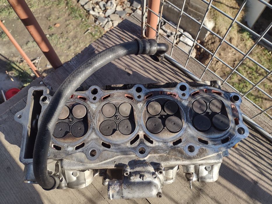 Głowica kawasaki zx6r 98-02 r. Kpl